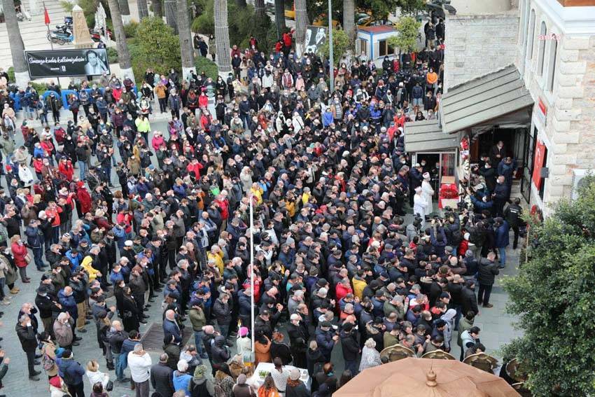 Fatma Girik Bodrum'da son yolculuğuna uğurlandı 1